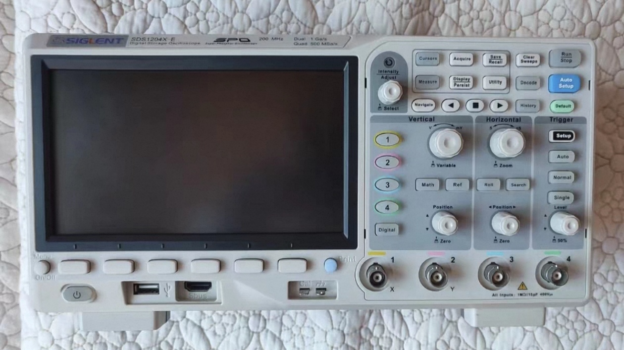 SIGLENT SDS1204X-E 200MHz 4Cha - Digital Storage Oscilloscope 4 Channel 100Mhz review and price